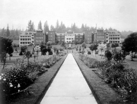 Black and white photo of Riverview hospital